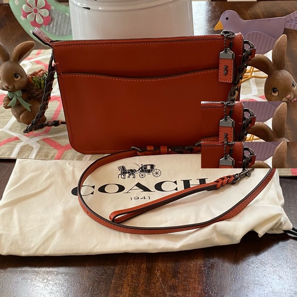 Coach Crossbody and clutch - Picture 10 of 11